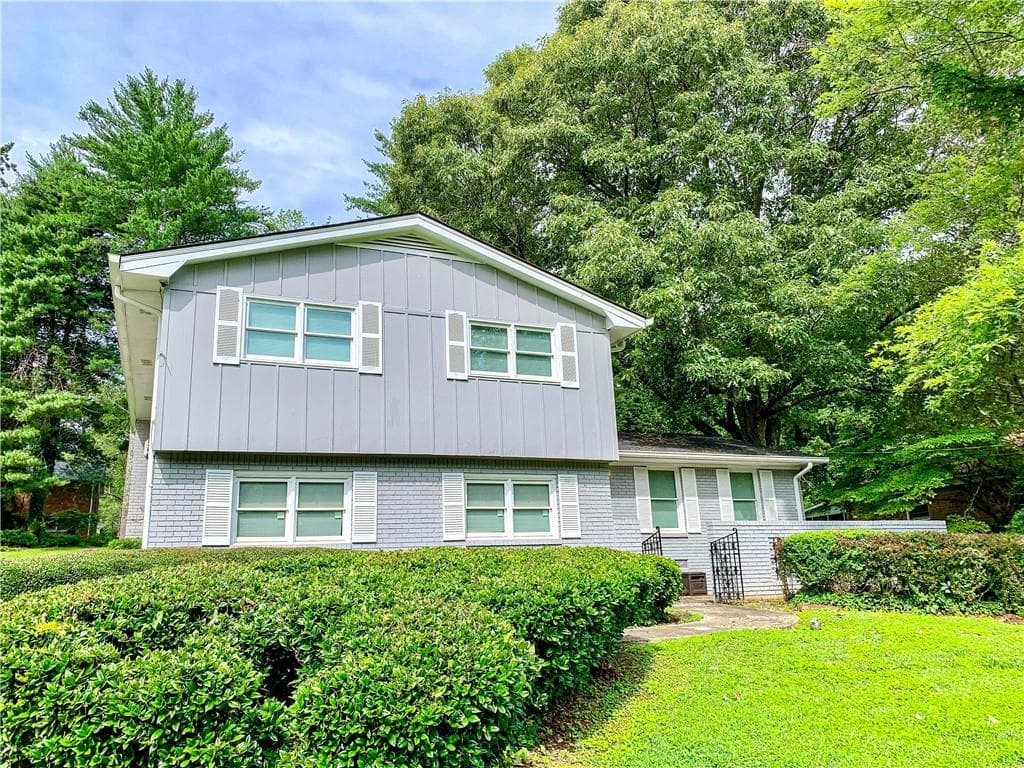 417 Barbashela Drive, Stone Mountain, GA 30088 — most recent listing photo