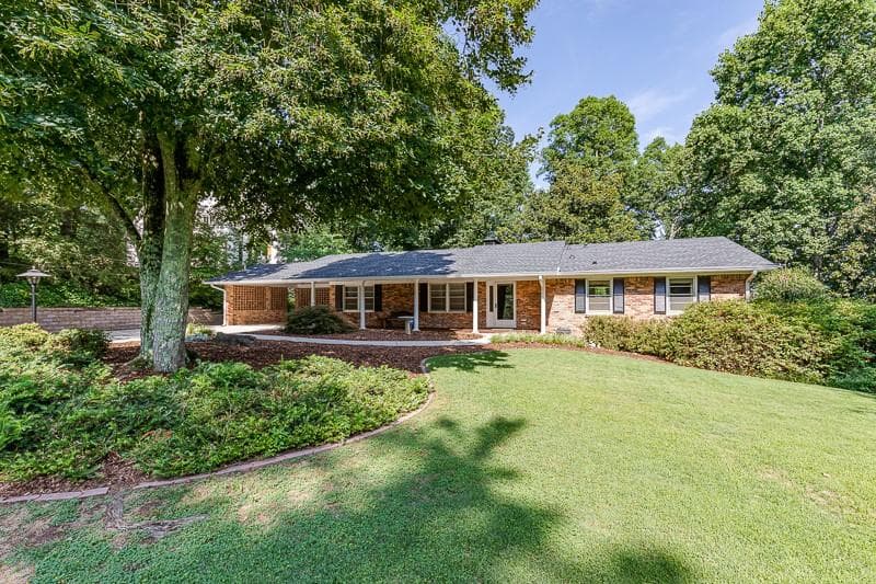 6532 Cherry Tree Lane, Sandy Springs, GA 30328 — most recent listing photo