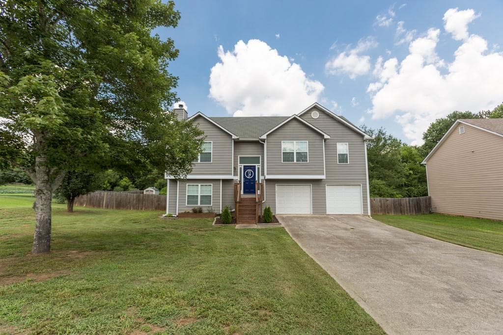 4 bedroom, 3 bathroom, 2,417 sq ft single family residence sold at 3301 Windgate Drive, Buford, GA 30519