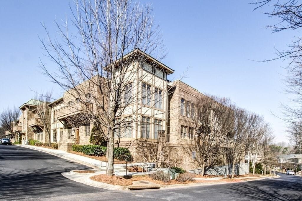 1836 Gordon Manor, Atlanta, GA 30307 — most recent listing photo