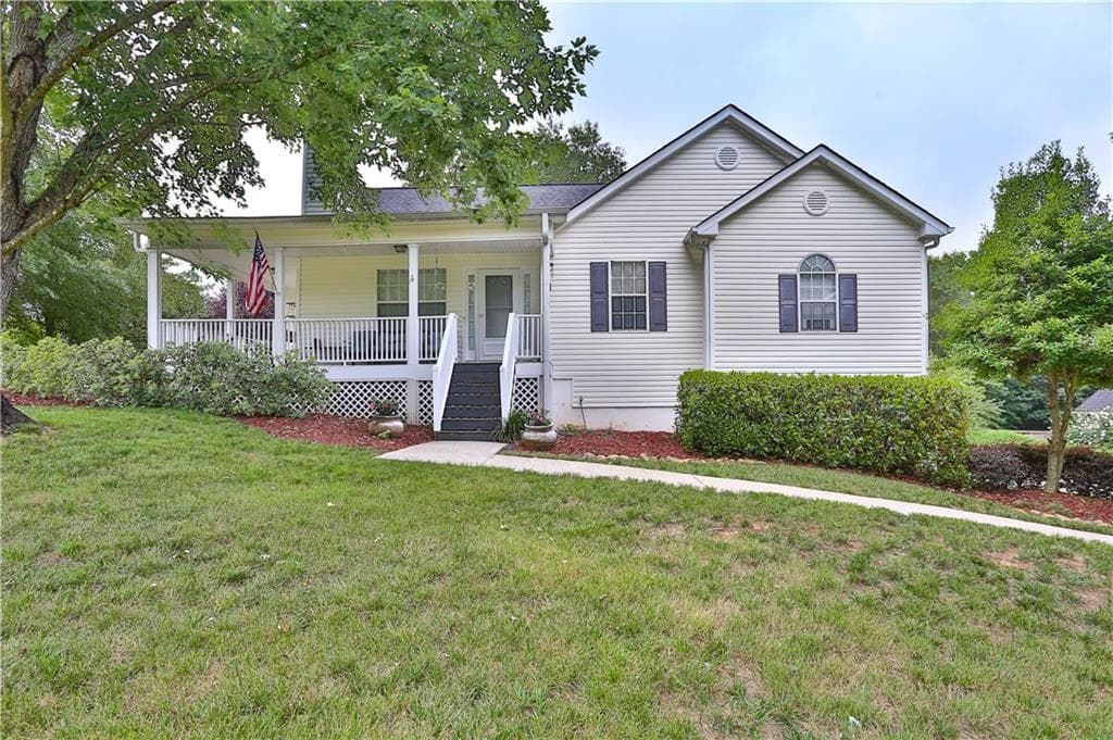 510 Oxford Ridge, Winder, GA 30680 — most recent listing photo