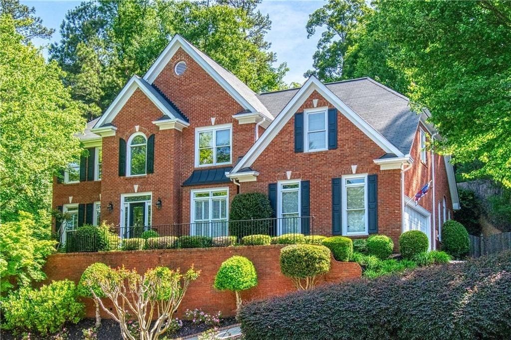 3015 Leeds Garden Lane, Alpharetta, GA 30022 — most recent listing photo