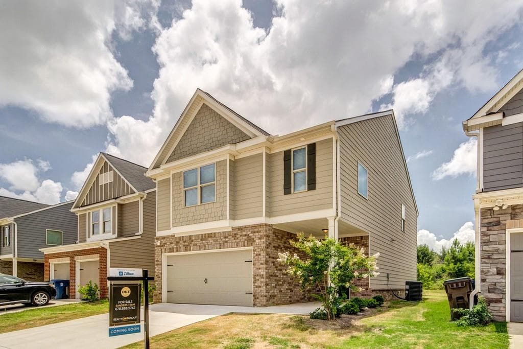 261 Magnaview Drive, Mcdonough, GA 30253 — most recent listing photo
