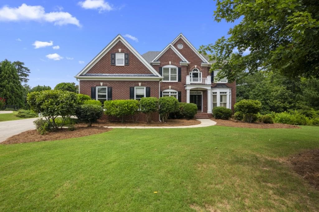 4050 Hamby Oaks Drive, Alpharetta, GA 30004 — most recent listing photo