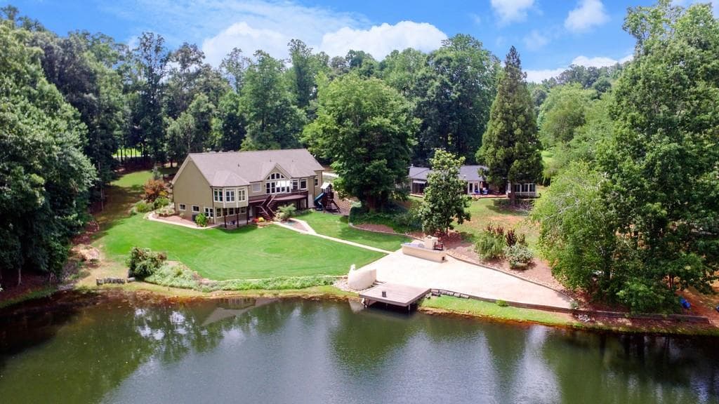 116 Lakeview Circle, Cumming, GA 30040 — most recent listing photo