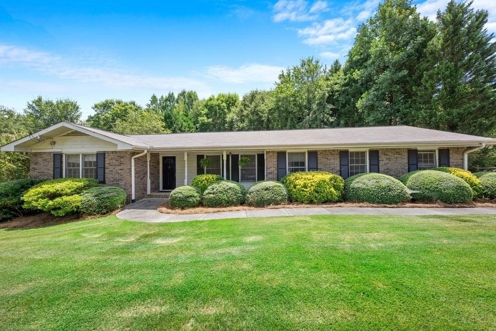 3 bedroom, 2 bathroom, 1,599 sq ft single family residence sold at 2651 Fleur De Lis Place, Atlanta, GA 30360