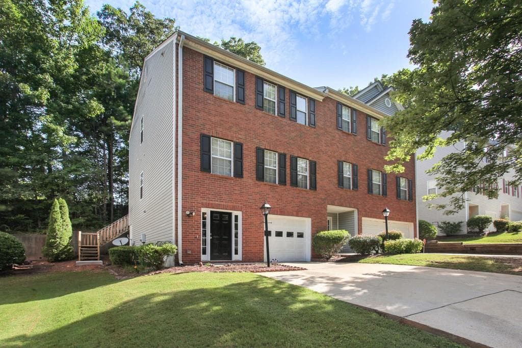2464 STONEGATE Drive, Acworth, GA 30101 — most recent listing photo