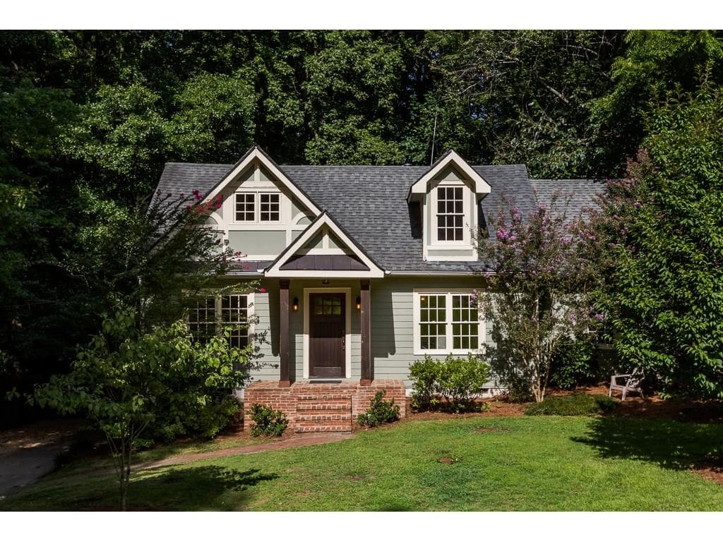 3197 Parkridge Crescent, Chamblee, GA 30341 — most recent listing photo