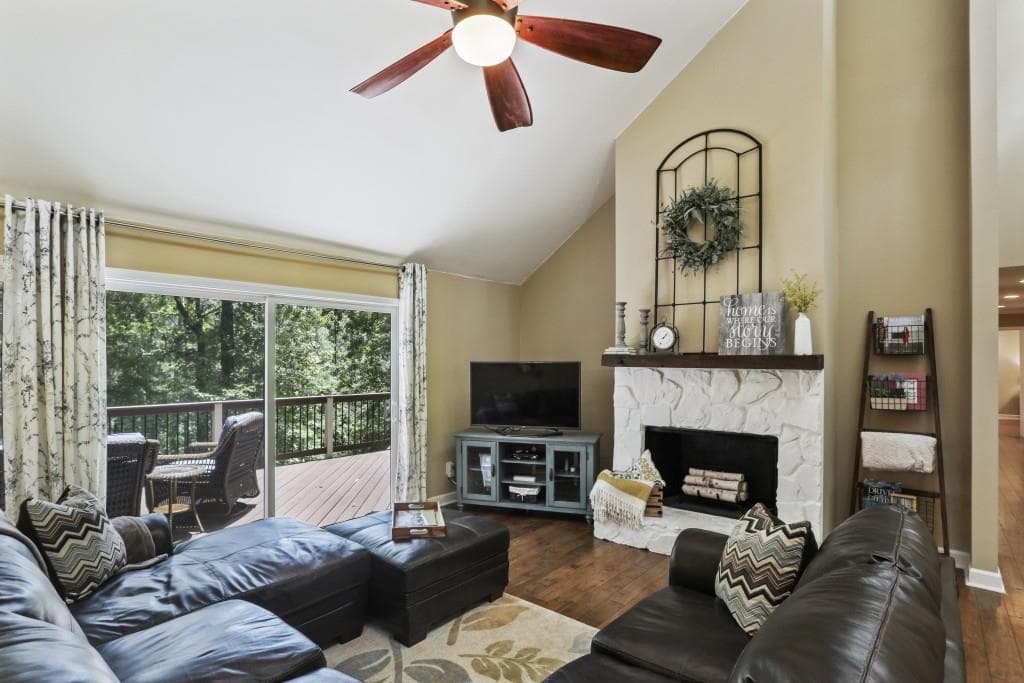 955 Yukon Drive, Johns Creek, GA 30022 — most recent listing photo