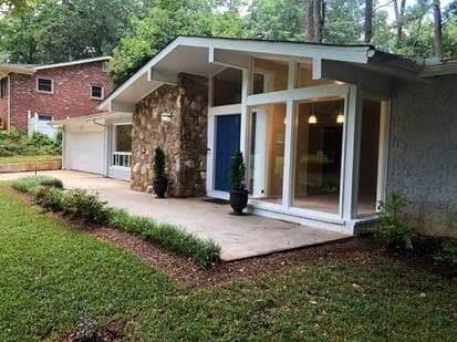 3590 Cloudland Drive, Stone Mountain, GA 30083 — most recent listing photo
