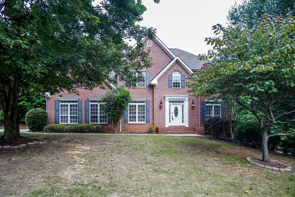 5 bedroom, 4 bathroom, 3,096 sq ft single family residence sold at 3658 Silver Fox Path, Buford, GA 30519