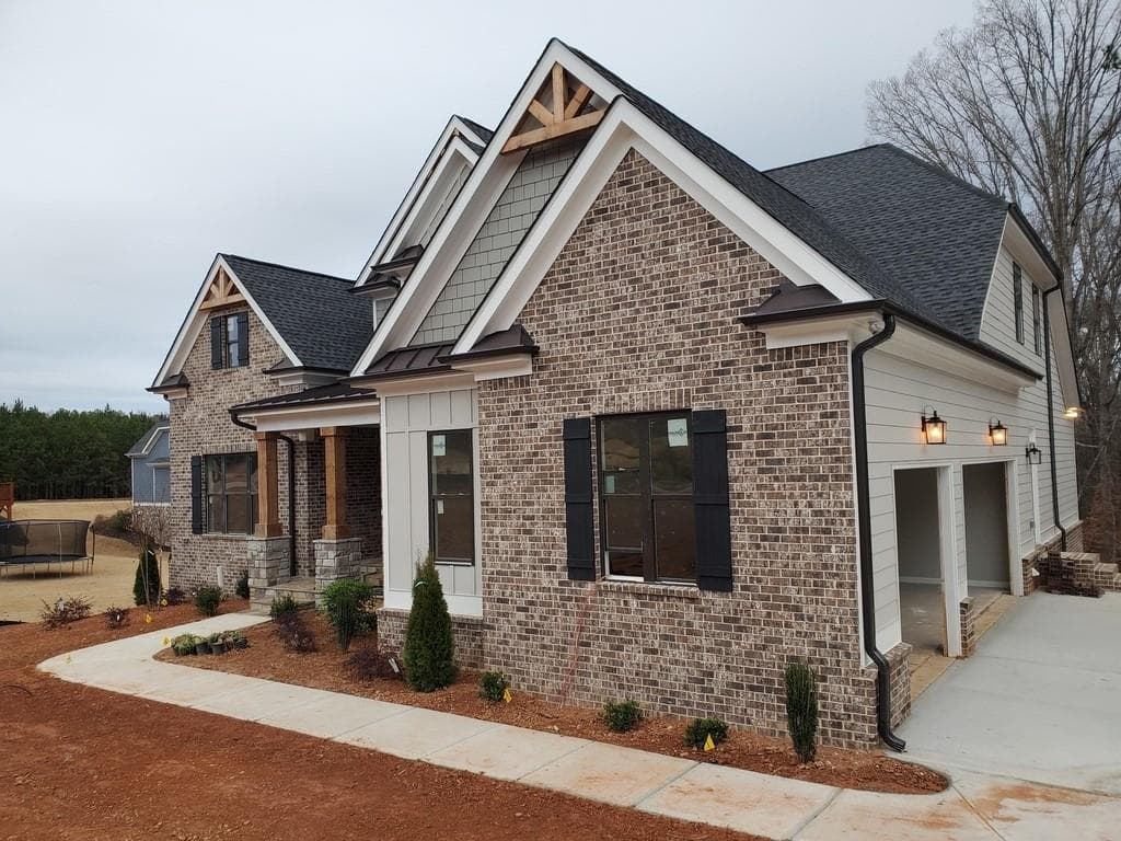 5 bedroom, 4 bathroom, 3,842 sq ft single family residence sold at 167 Catesby Road, Powder Springs, GA 30127