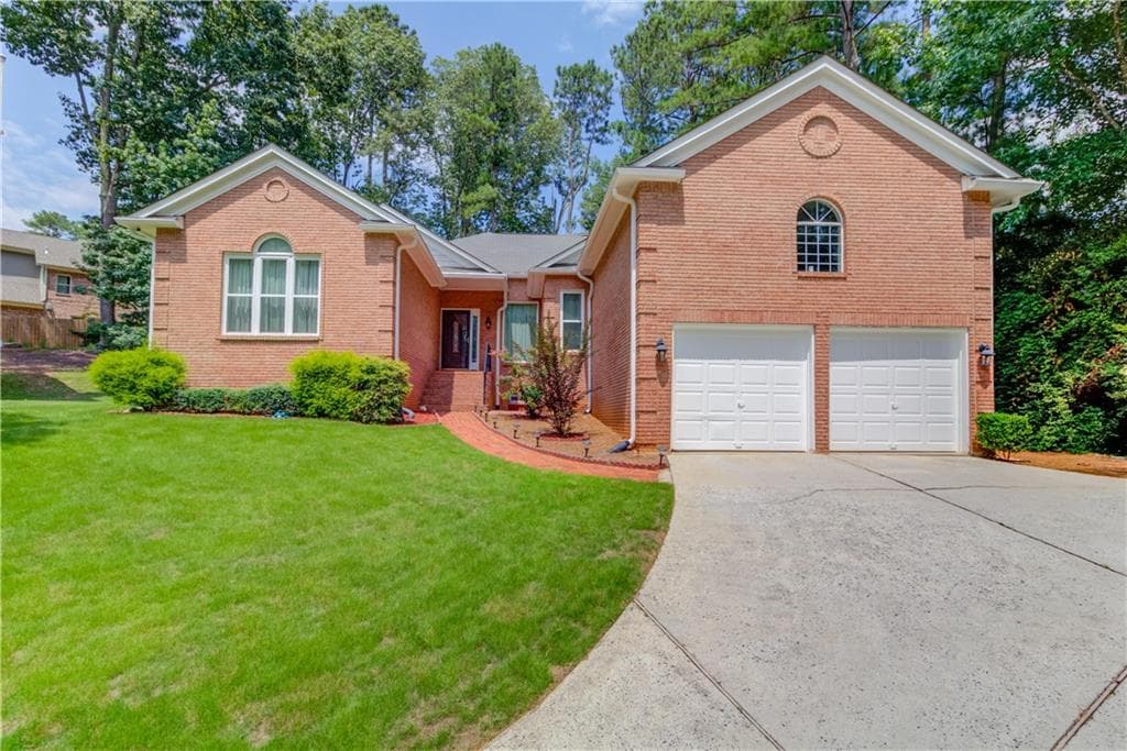 215 Creek Run Court, Alpharetta, GA 30005 — most recent listing photo