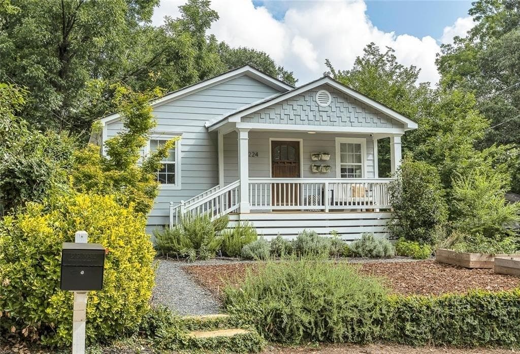 3 bedroom, 2 bathroom, 1,524 sq ft single family residence sold at 1224 Mortimer Place, Atlanta, GA 30317