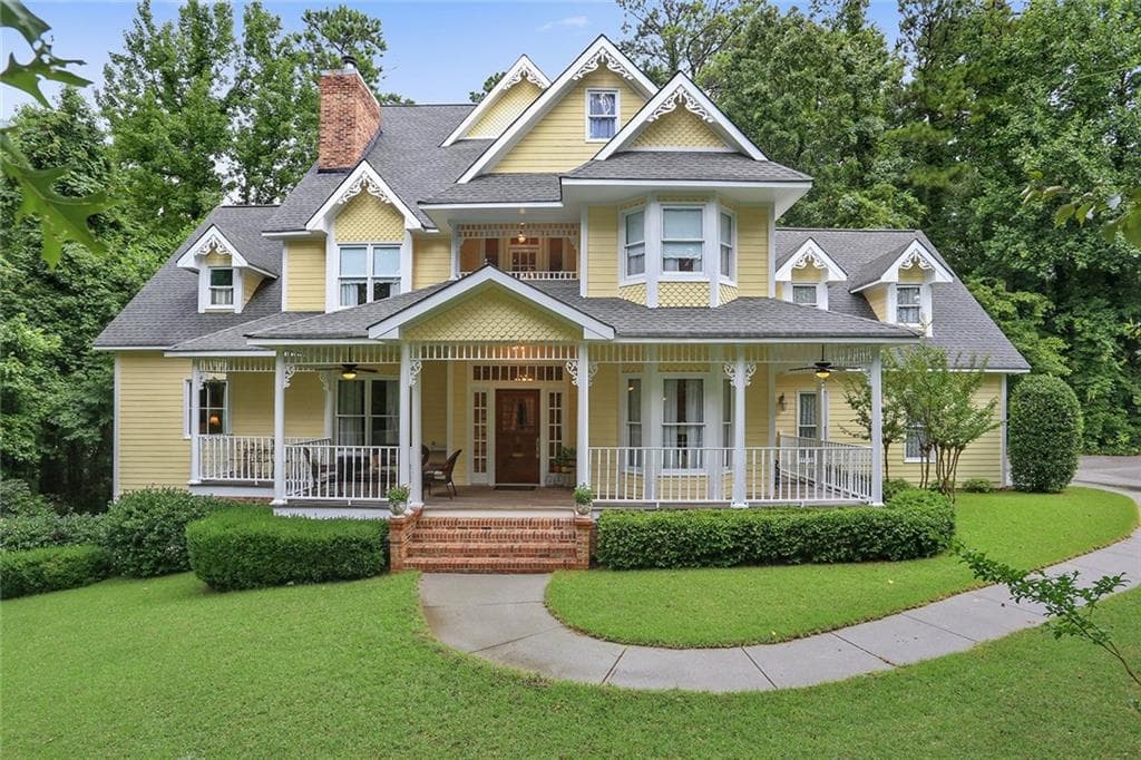 5 bedroom, 6 bathroom, 5,611 sq ft single family residence sold at 5390 Skidaway Drive, Alpharetta, GA 30022