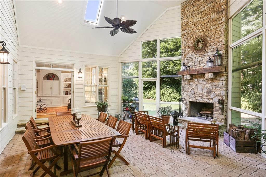 485 Abbeywood Drive, Roswell, GA 30075 — most recent listing photo