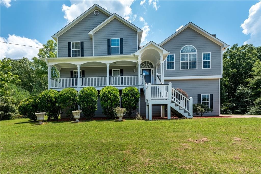 5 bedroom, 3 bathroom, 2,236 sq ft single family residence sold at 195 S Woods Court, Jasper, GA 30143