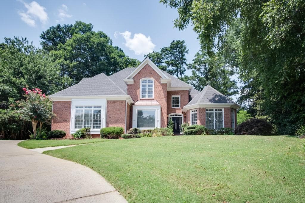5 bedroom, 5 bathroom, 4,542 sq ft single family residence sold at 462 Manor Oak Lane, Marietta, GA 30067