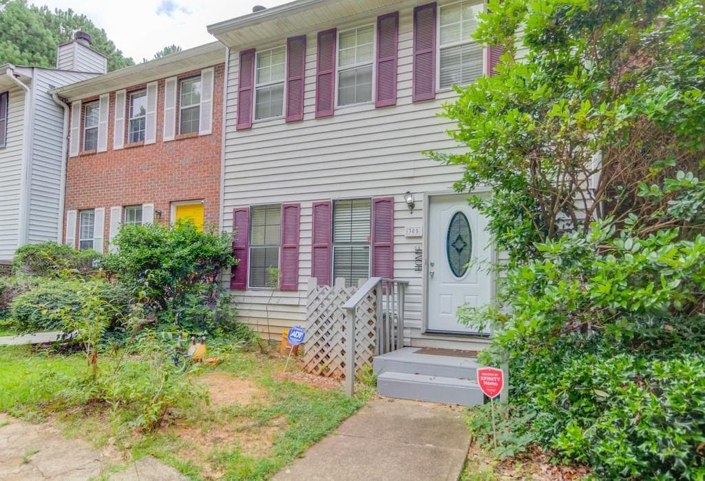 305 Hamilton Court, Marietta, GA 30068 — most recent listing photo