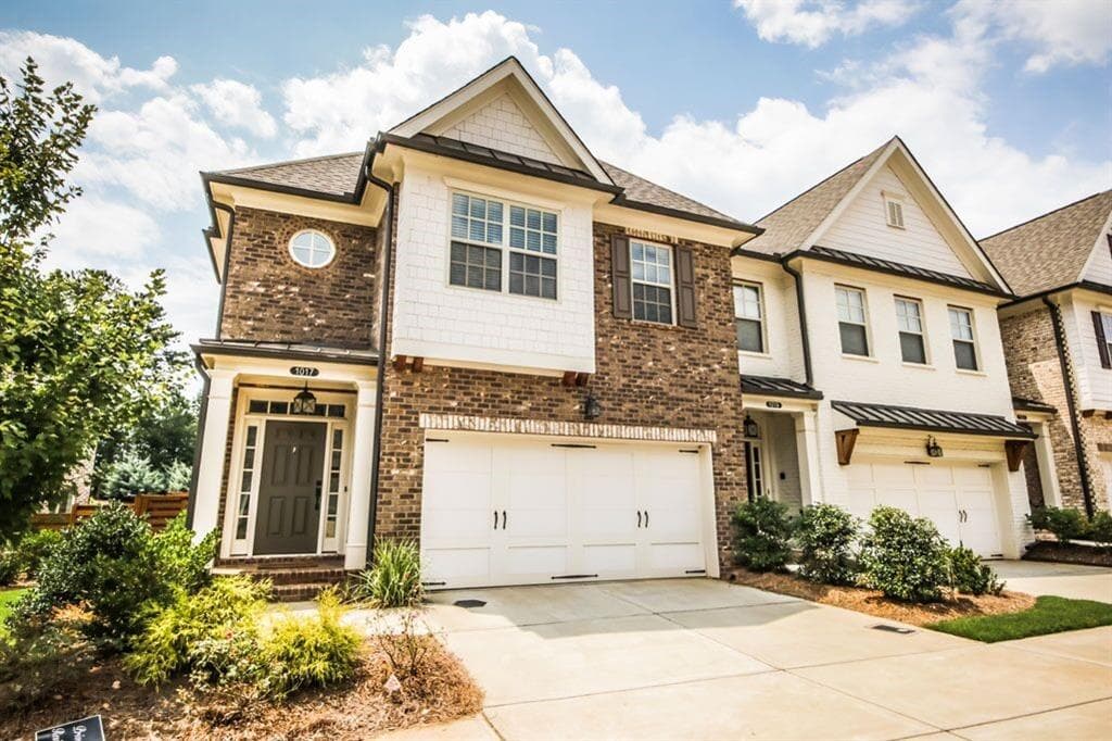 3 bedroom, 3 bathroom, 1,973 sq ft townhouse sold at 1017 Towneship Way Way, Roswell, GA 30075
