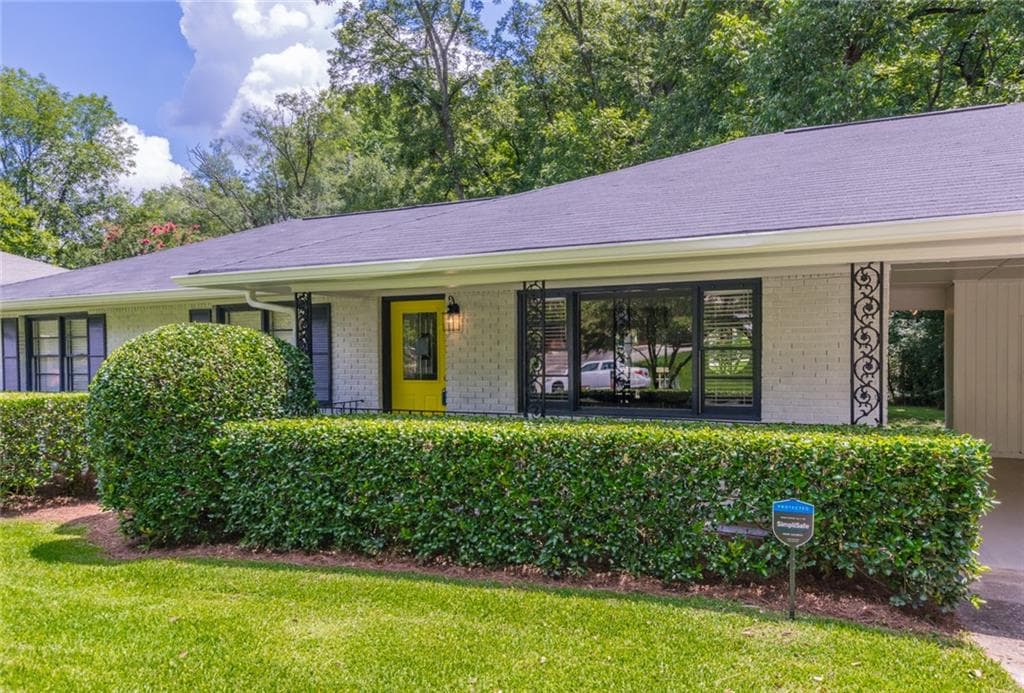 2468 Antwerp Drive, Atlanta, GA 30315 — most recent listing photo