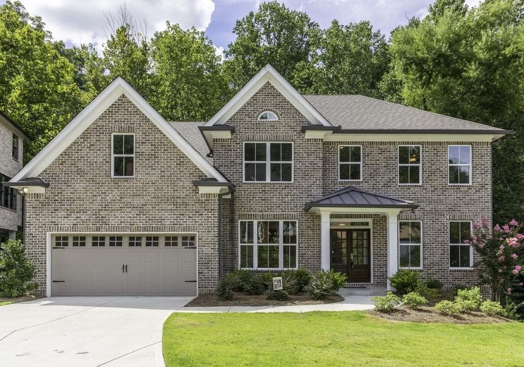 2468 KINGS ARMS Point, Atlanta, GA 30345 — most recent listing photo