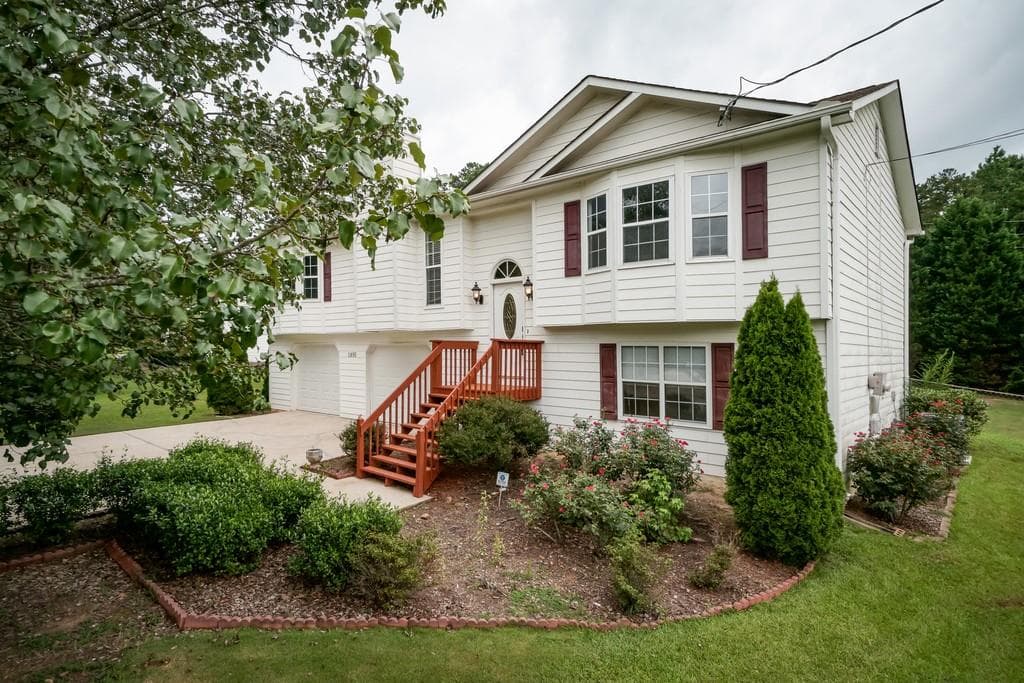 1495 Chalet Circle, Lawrenceville, GA 30043 — most recent listing photo