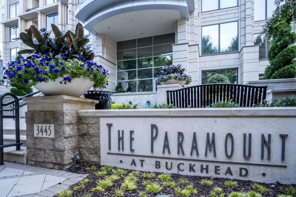 1 bedroom, 1 bathroom, 972 sq ft condominium sold at 3445 Stratford Road 209, Atlanta, GA 30326