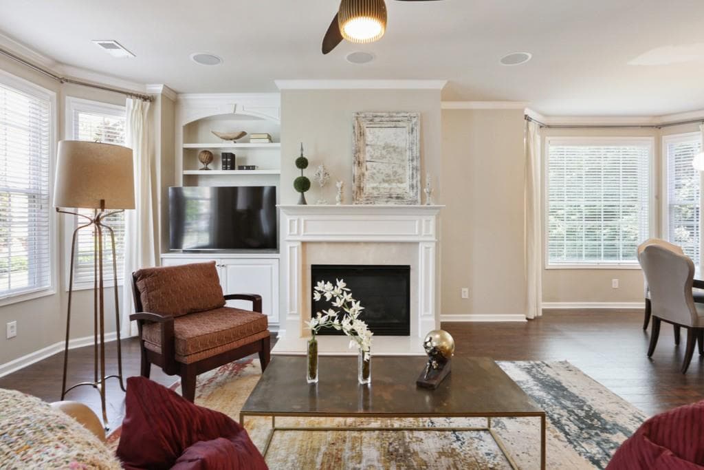 3 bedroom, 4 bathroom, 2,044 sq ft townhouse sold at 3302 Waters Edge Trail, Roswell, GA 30075