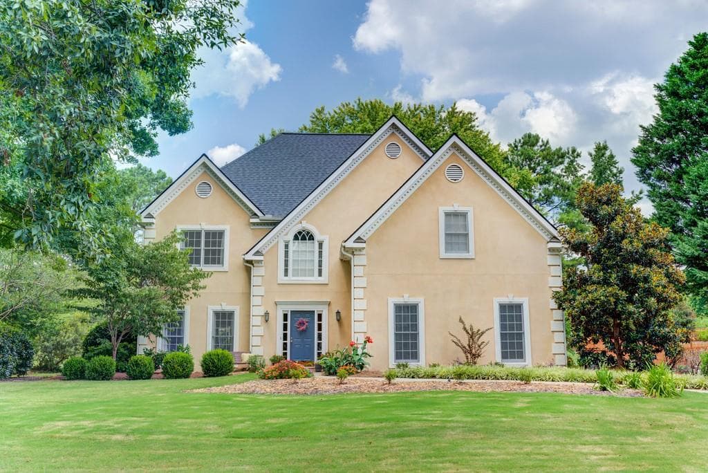 4 bedroom, 3 bathroom, 3,104 sq ft single family residence sold at 1060 DEVEREUX Chase, Roswell, GA 30075