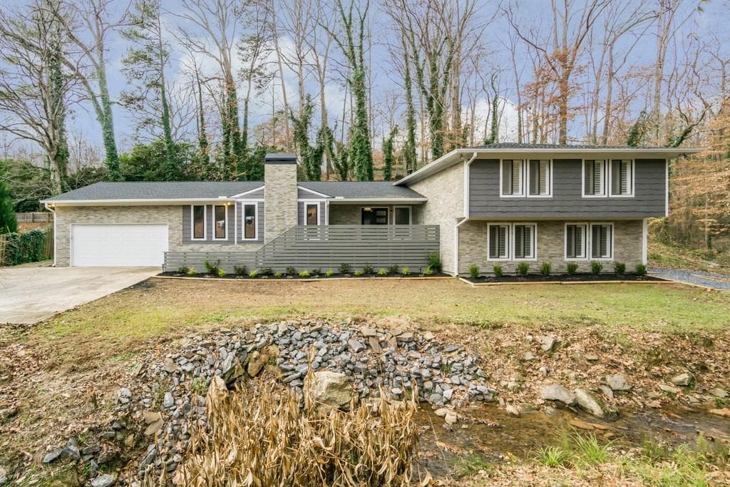 5310 MOUNT VERNON Parkway, Sandy Springs, GA 30327 — most recent listing photo