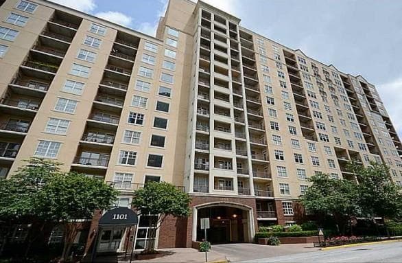 2 bedroom, 2 bathroom, 1,158 sq ft condominium sold at 1101 Juniper Street 921, Atlanta, GA 30309