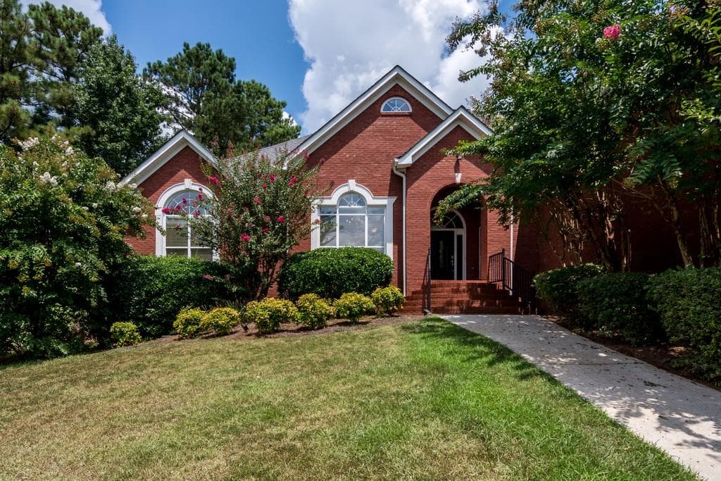 1090 CROWN RIVER Parkway, Mcdonough, GA 30252 — most recent listing photo