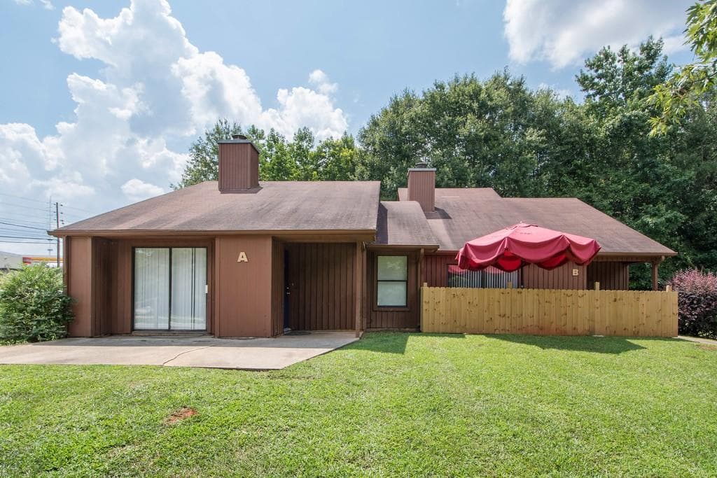 duplex sold at 240 Plum Orchard Road, Covington, GA 30016