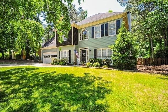 4 bedroom, 3 bathroom, 2,648 sq ft single family residence sold at 3667 AUTUMN VIEW Drive, Acworth, GA 30101