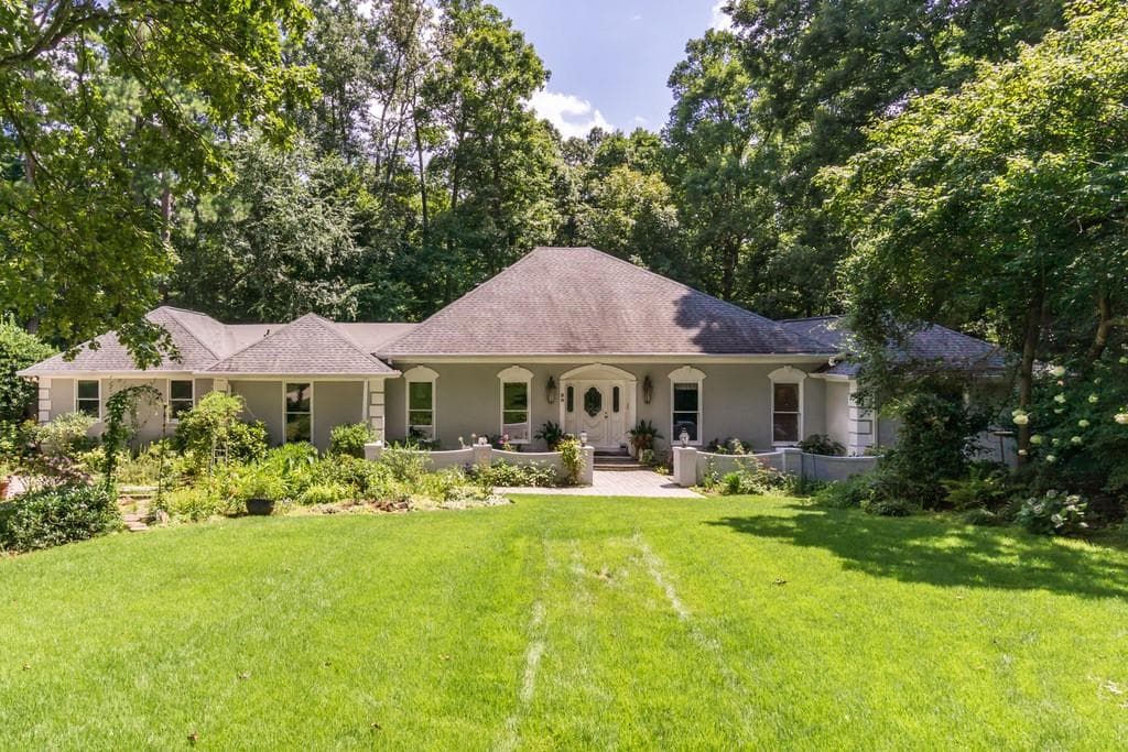 30 SERENDIPITY Way, Sandy Springs, GA 30350 — most recent listing photo