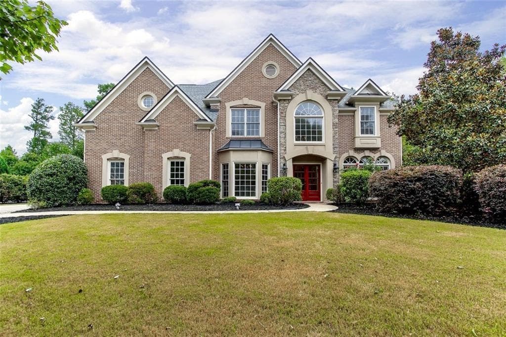 5 bedroom, 4 bathroom single family residence sold at 5311 Vinings Springs Pointe, Smyrna, GA 30126