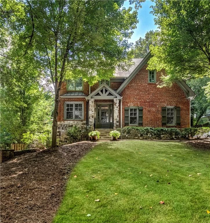 4 bedroom, 4 bathroom, 4,737 sq ft single family residence sold at 2500 Ridgewood Road, Atlanta, GA 30318