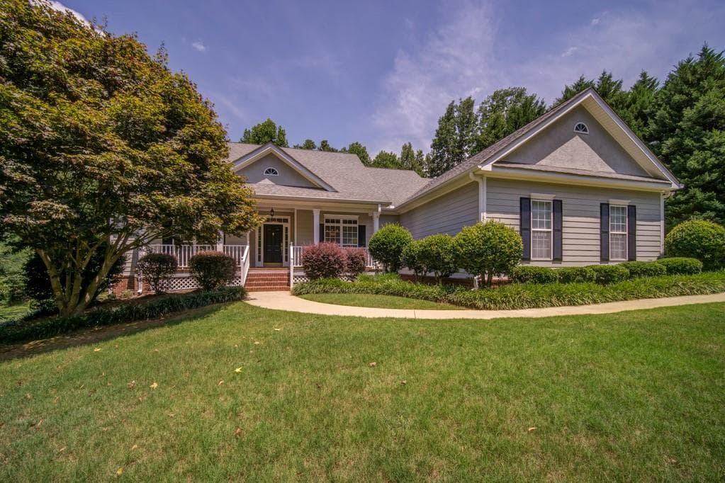125 Saint Ives, Tyrone, GA 30290 — most recent listing photo