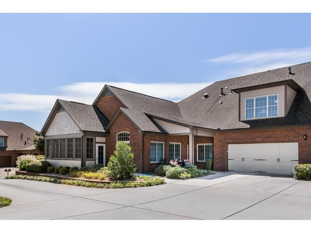 324 Brookhaven Walk, Johns Creek, GA 30097 — most recent listing photo