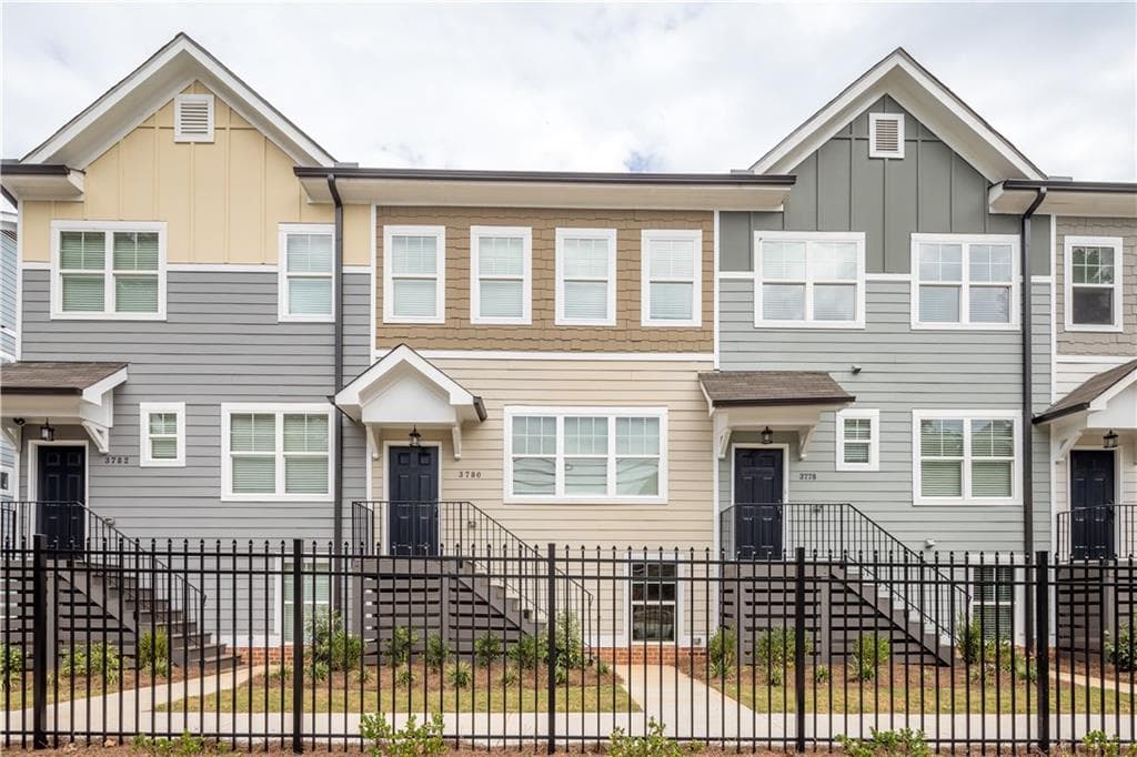 3817 Oxford Circle 32, Doraville, GA 30340 — most recent listing photo