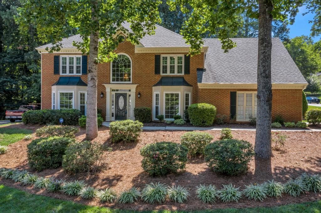 4 bedroom, 3 bathroom, 2,961 sq ft single family residence sold at 3800 Charmouth Court, Marietta, GA 30062 — photo 1 of 1