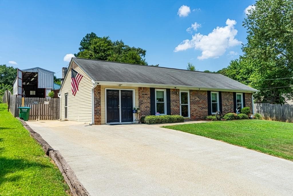 5383 BUTTON GWINNETT Place, Norcross, GA 30093 — most recent listing photo