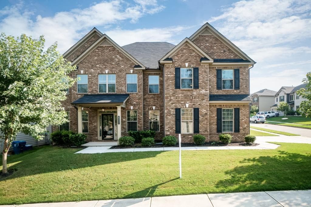 977 AVA LYNN Lane, Lawrenceville, GA 30045 — most recent listing photo