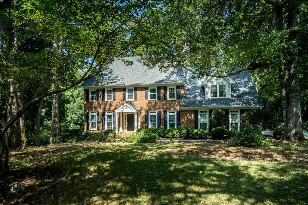 4 bedroom, 3 bathroom, 3,362 sq ft single family residence sold at 1542 Halisport Lake Drive, Kennesaw, GA 30152