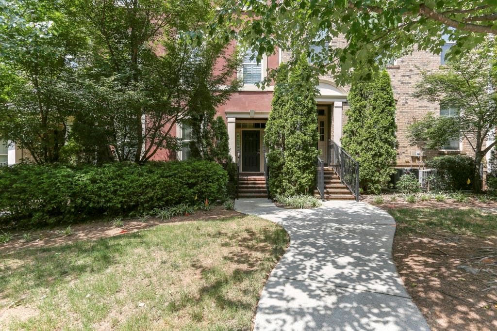 231 Perimeter Walk, Dunwoody, GA 30338 — most recent listing photo
