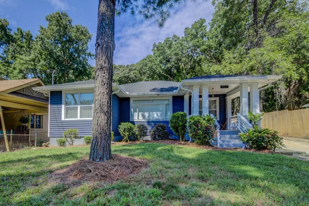3 bedroom, 3 bathroom, 1,412 sq ft single family residence sold at 407 W Ontario Avenue, Atlanta, GA 30310