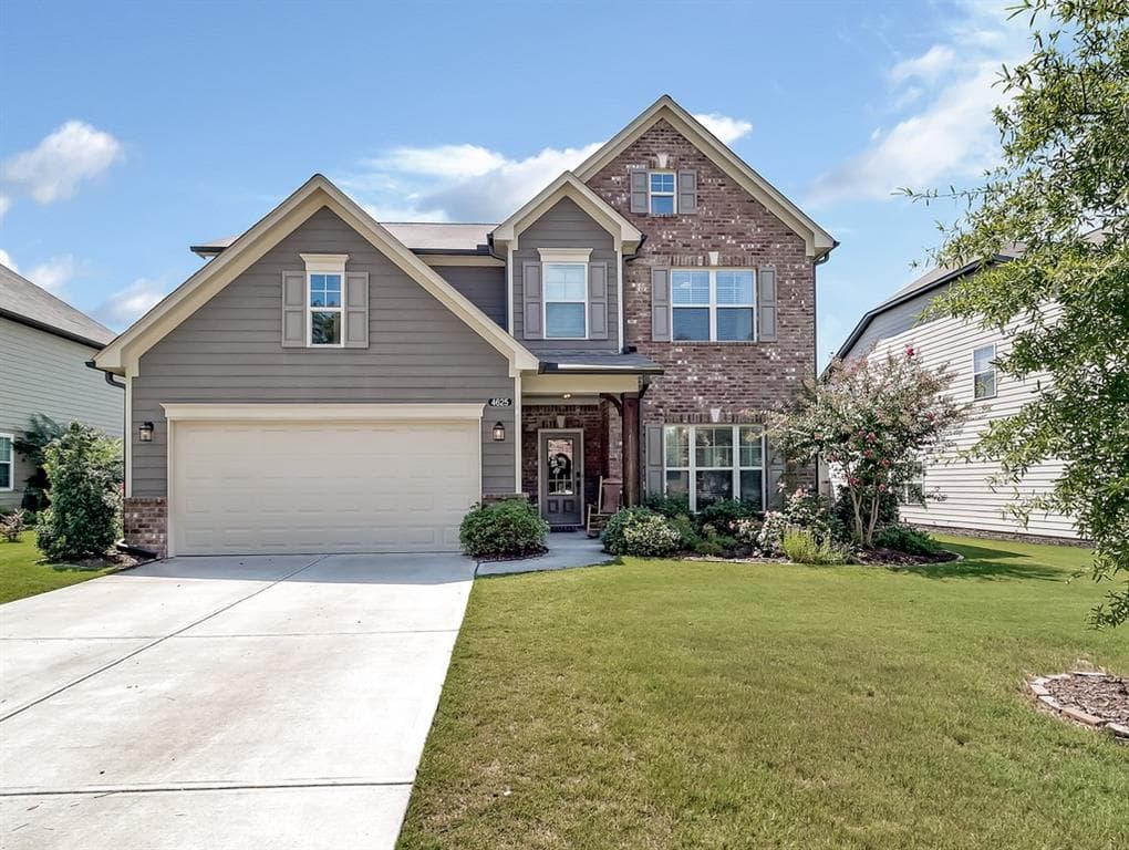 4 bedroom, 3 bathroom, 2,700 sq ft single family residence sold at 4625 Pleasant Woods Drive, Cumming, GA 30028