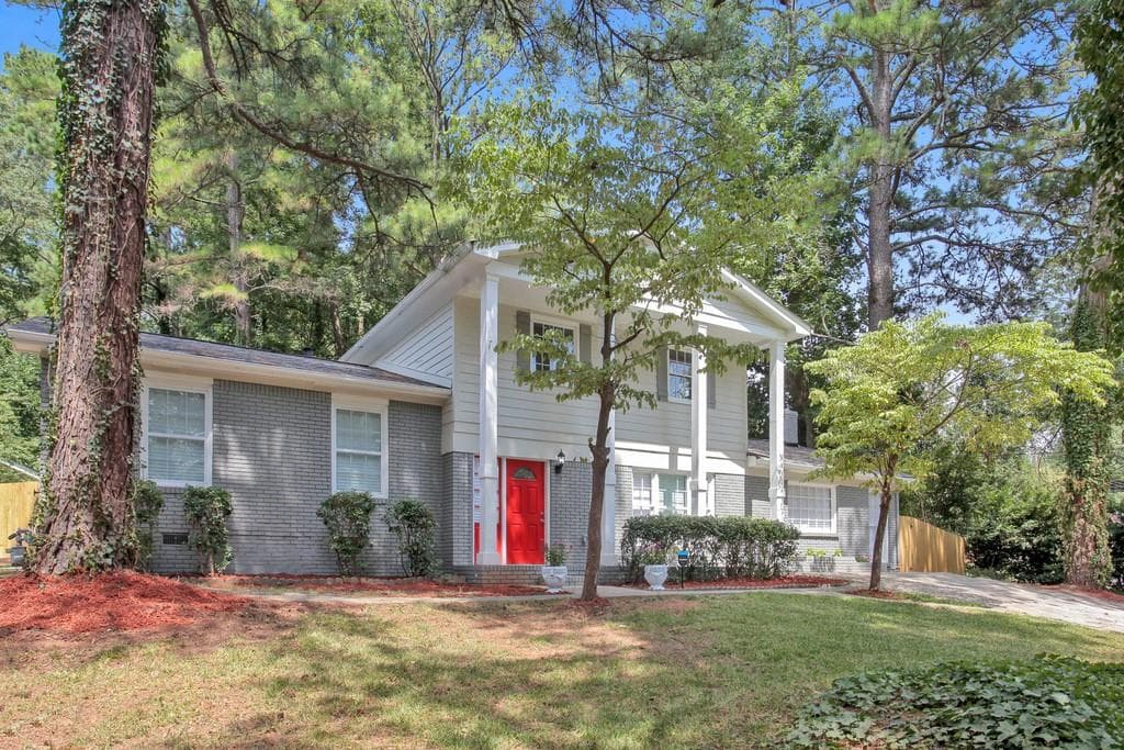 5 bedroom, 3 bathroom, 2,534 sq ft single family residence sold at 679 HARWELL Road, Atlanta, GA 30318