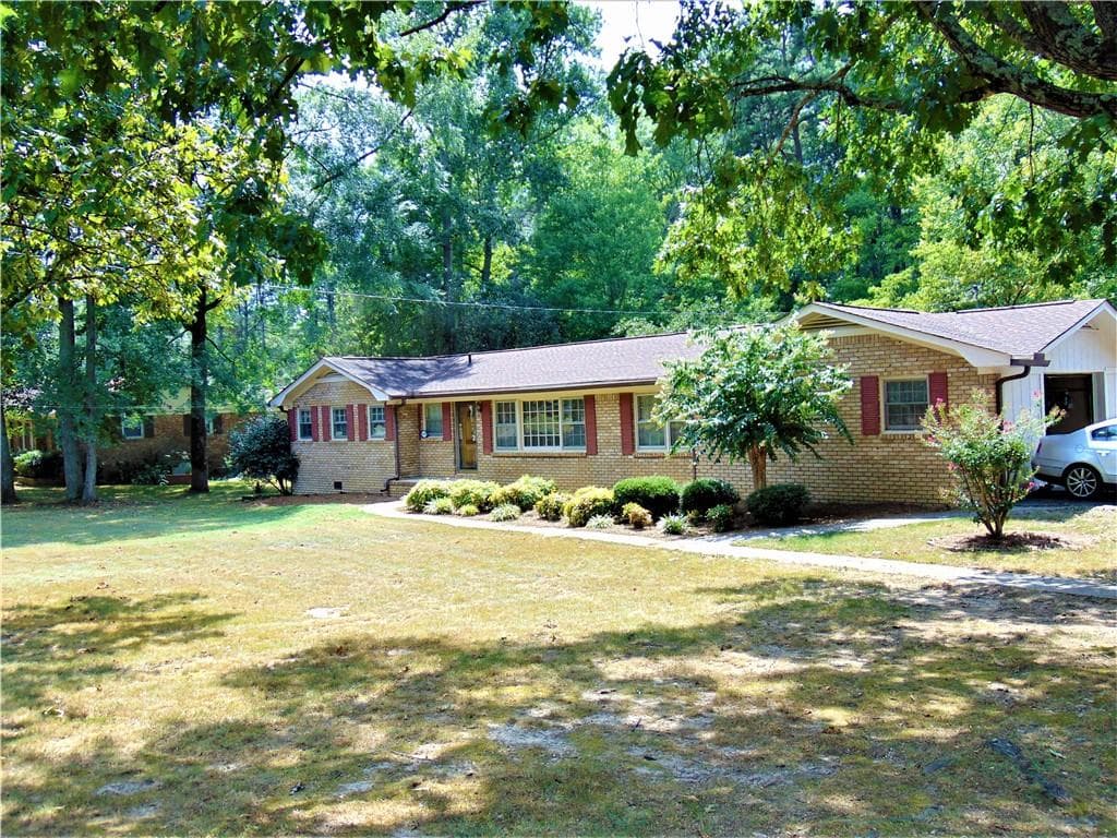 235 Lake Drive, Calhoun, GA 30701 — most recent listing photo